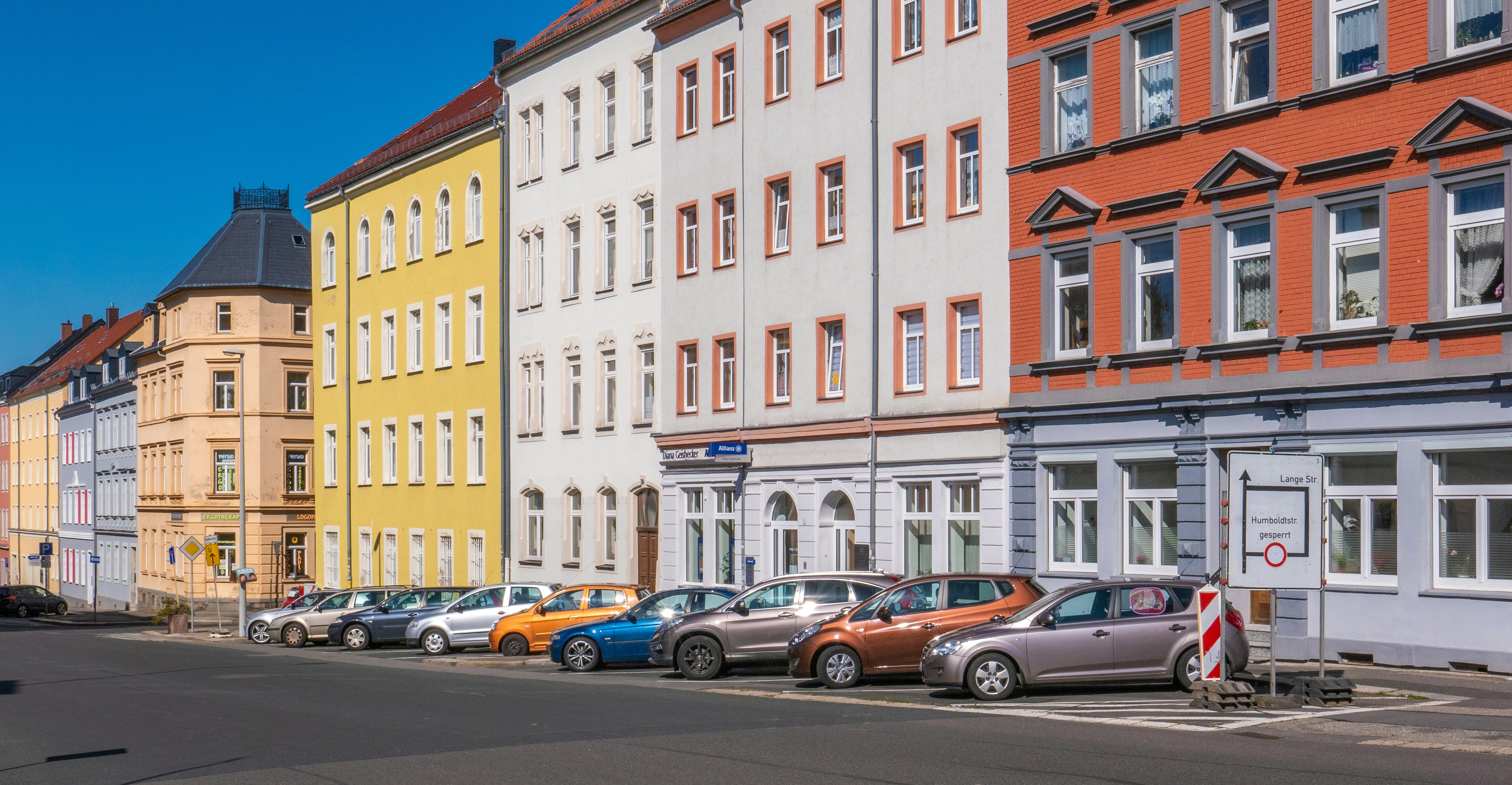 Terraced rental houses in the UK managed with landlord software